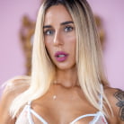 Divaone in 'Pink Diva'