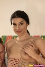 Asandra Dewy - Deck the Halls with Dewy | Picture (207)