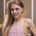 Bonnie Dolce in 'Hitting the Right Notes'