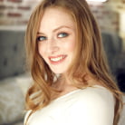 Cora Moth in 'Flexible In 5K'