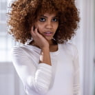 Selva Lapiedra in 'Licking A Latina'